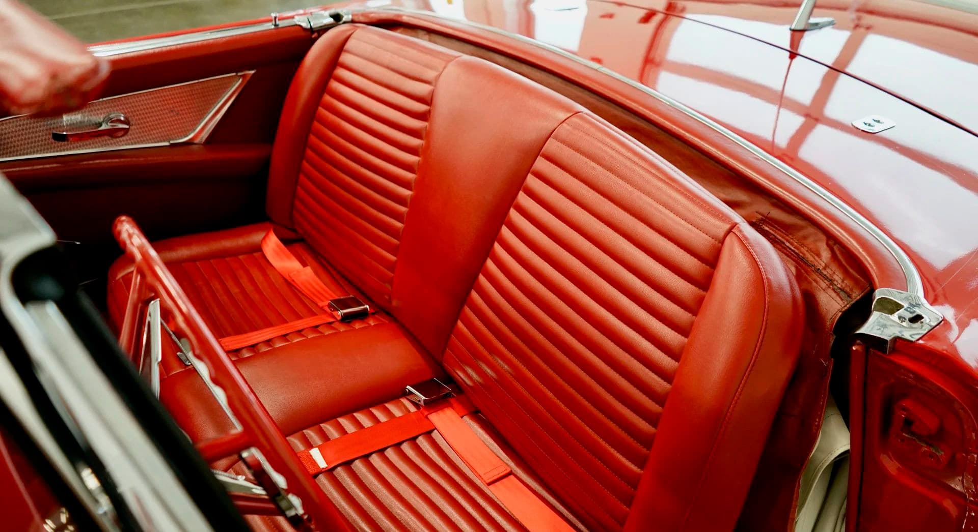 1957 Ford Thunderbird - Image 18